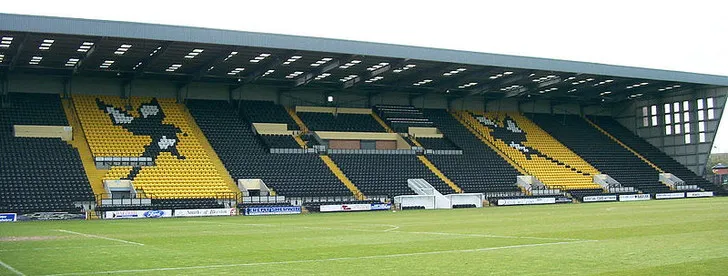 Khán đài Derek Pavis tại sân vận động Meadow Lane