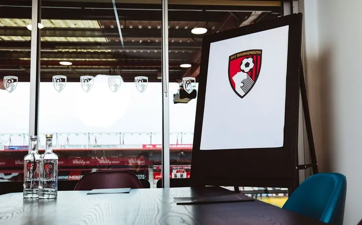 Không gian tiếp đón VIP và dịch vụ hiếu khách tại Vitality Stadium của AFC Bournemouth