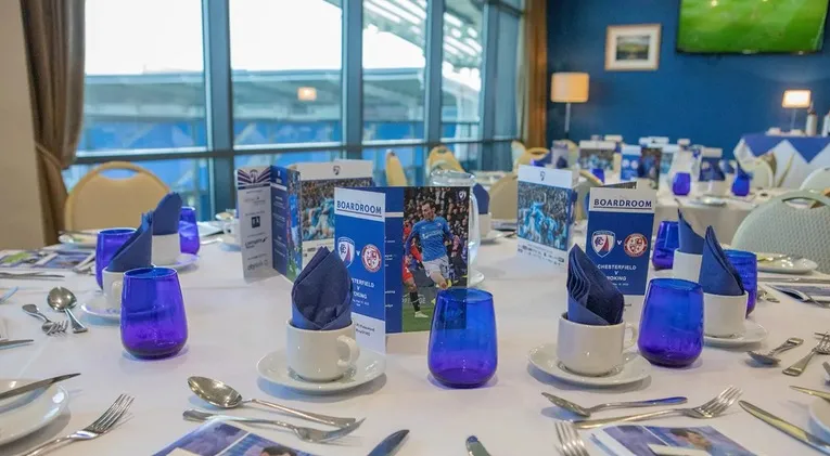 Khu vực dịch vụ khách sạn VIP tại SMH Group Stadium, nơi cung cấp trải nghiệm trận đấu cao cấp