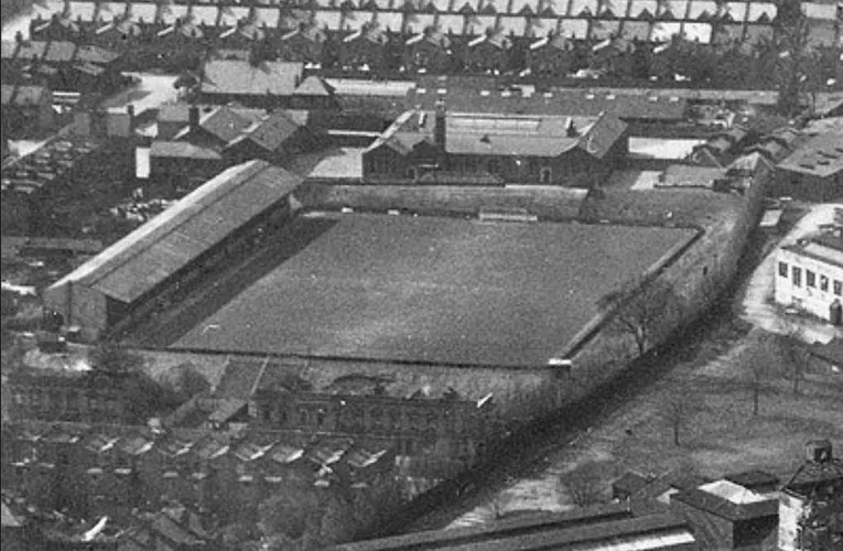 Loftus Road, chứng nhân lịch sử thăng trầm của Queens Park Rangers và bóng đá London