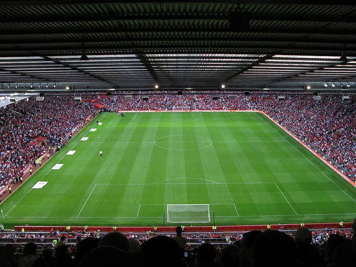 Mặt sân Old Trafford xanh mướt, sẵn sàng cho những trận cầu đỉnh cao của Manchester United