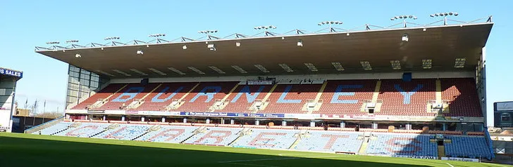 Một phần khán đài tại sân vận động Turf Moor, Burnley