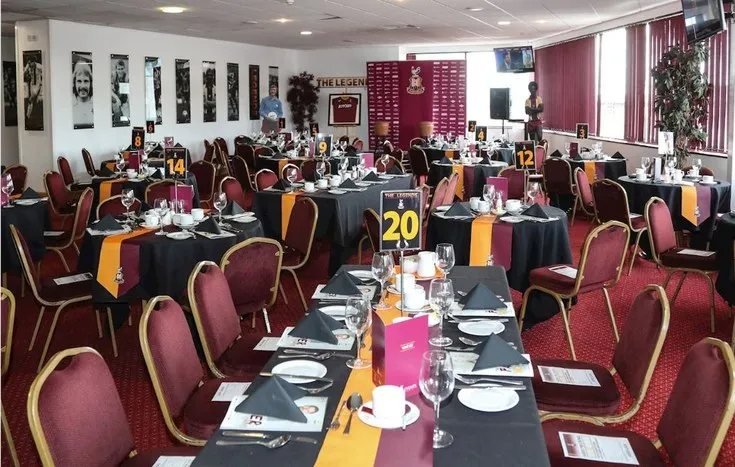 Phòng VIP và khu vực tiếp đón khách tại sân Valley Parade, nơi trải nghiệm đẳng cấp của Bradford City