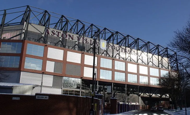 Toàn cảnh ngoại thất sân vận động Villa Park, kiến trúc độc đáo của Aston Villa