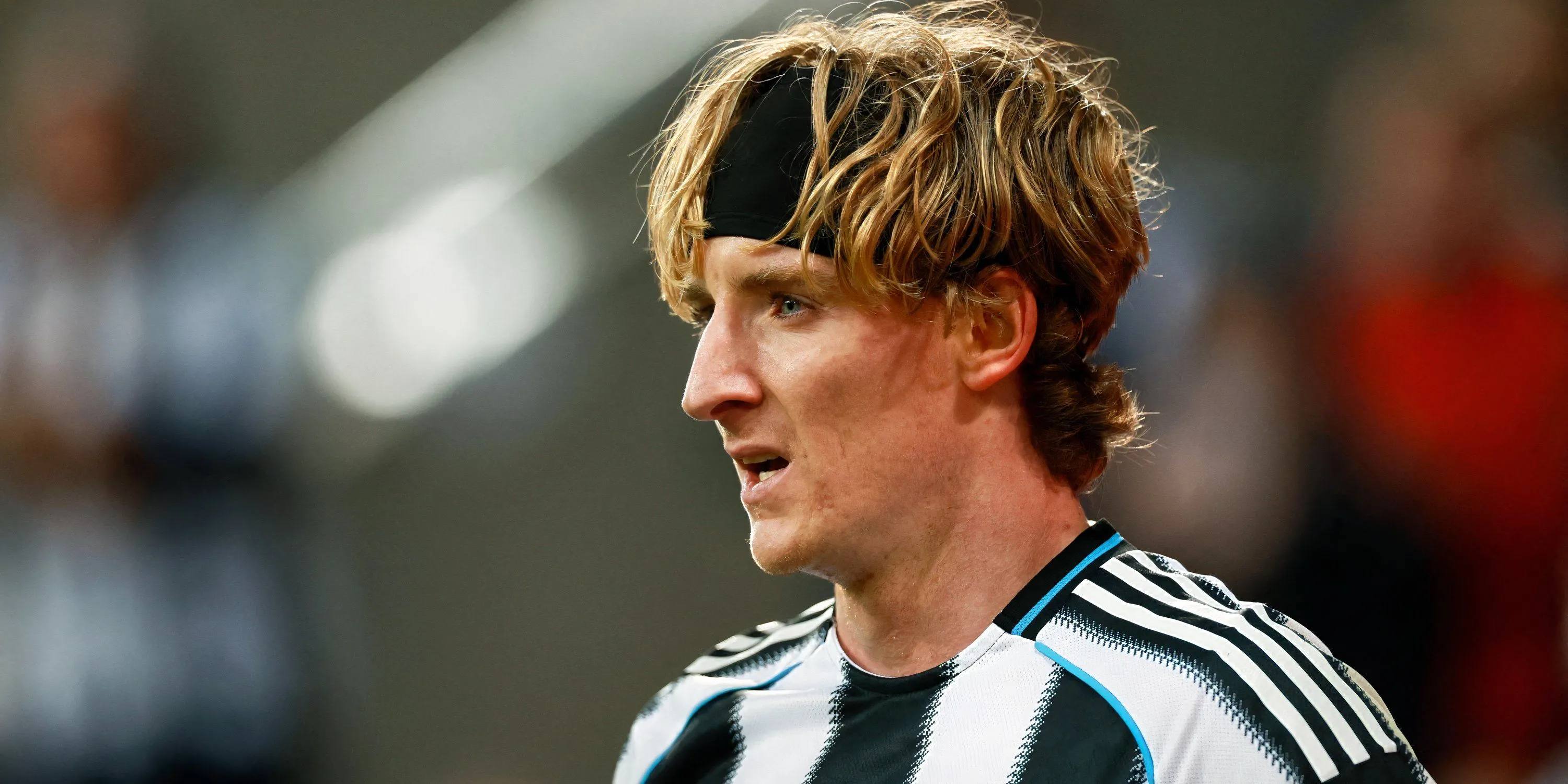 Anthony Gordon - Tiền đạo cánh Newcastle không thể xuất sắc