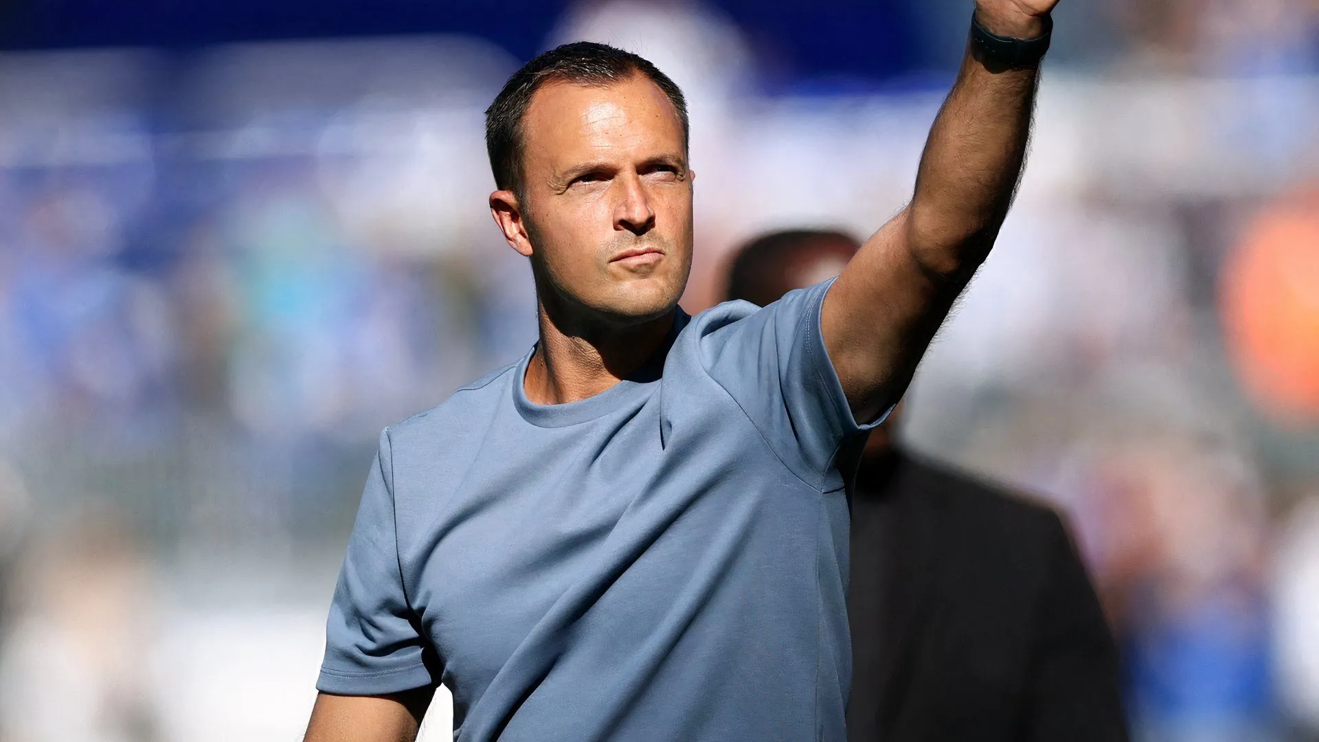 Chris Davies cần phải tìm ra giải pháp cho lực lượng tấn công Birmingham City