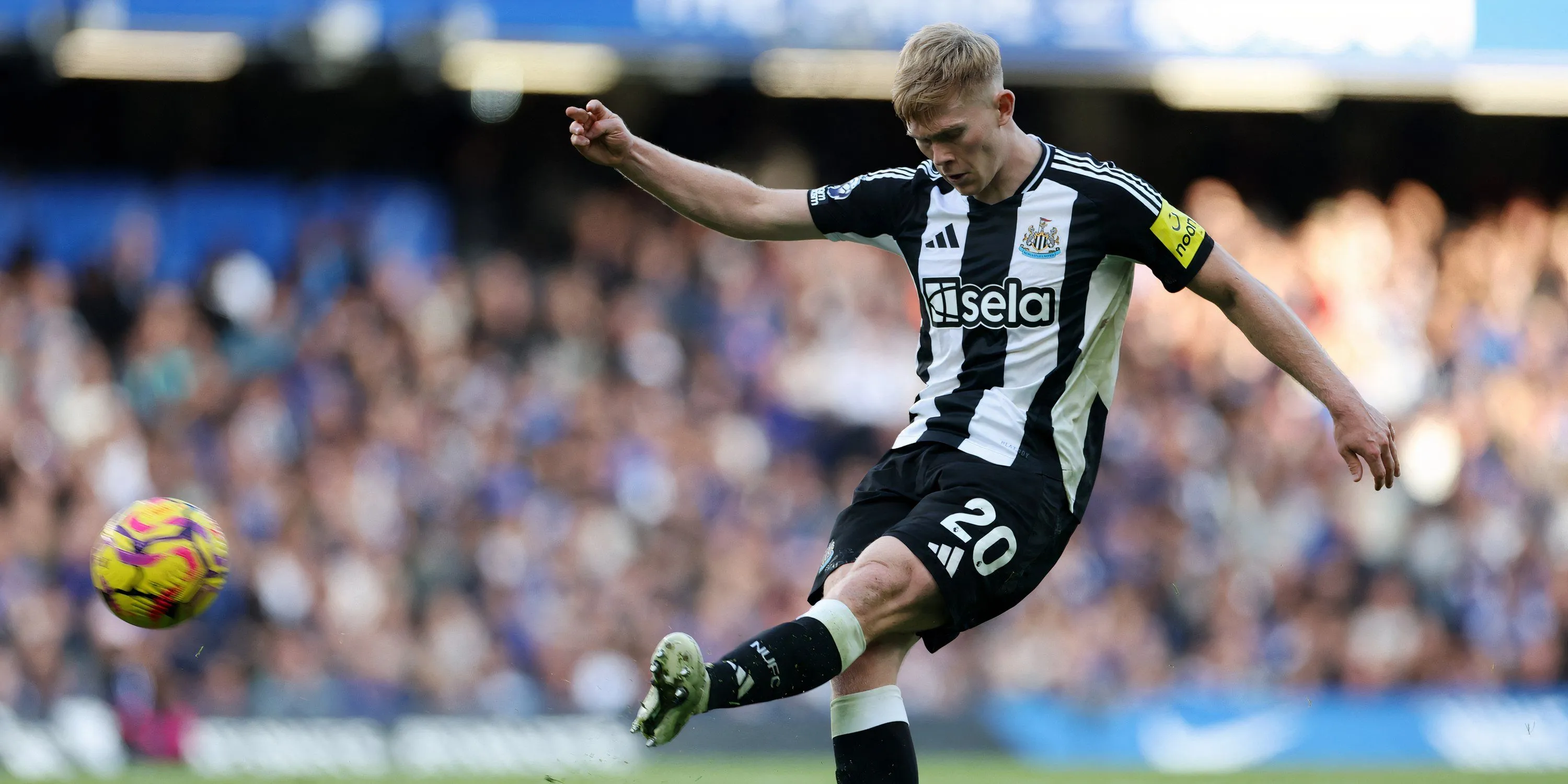 Lewis Hall - Hậu vệ trái Newcastle đã sắp hồi phục từ chấn thương