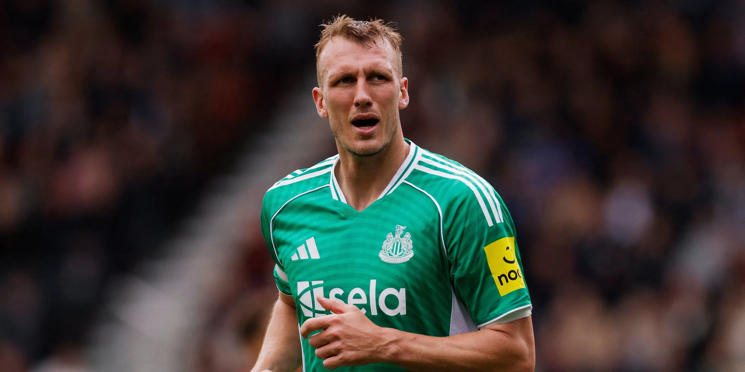 Tiền vệ Dan Burn của Newcastle, những ngày này không thể được coi là một lựa chọn đáng tin cậy